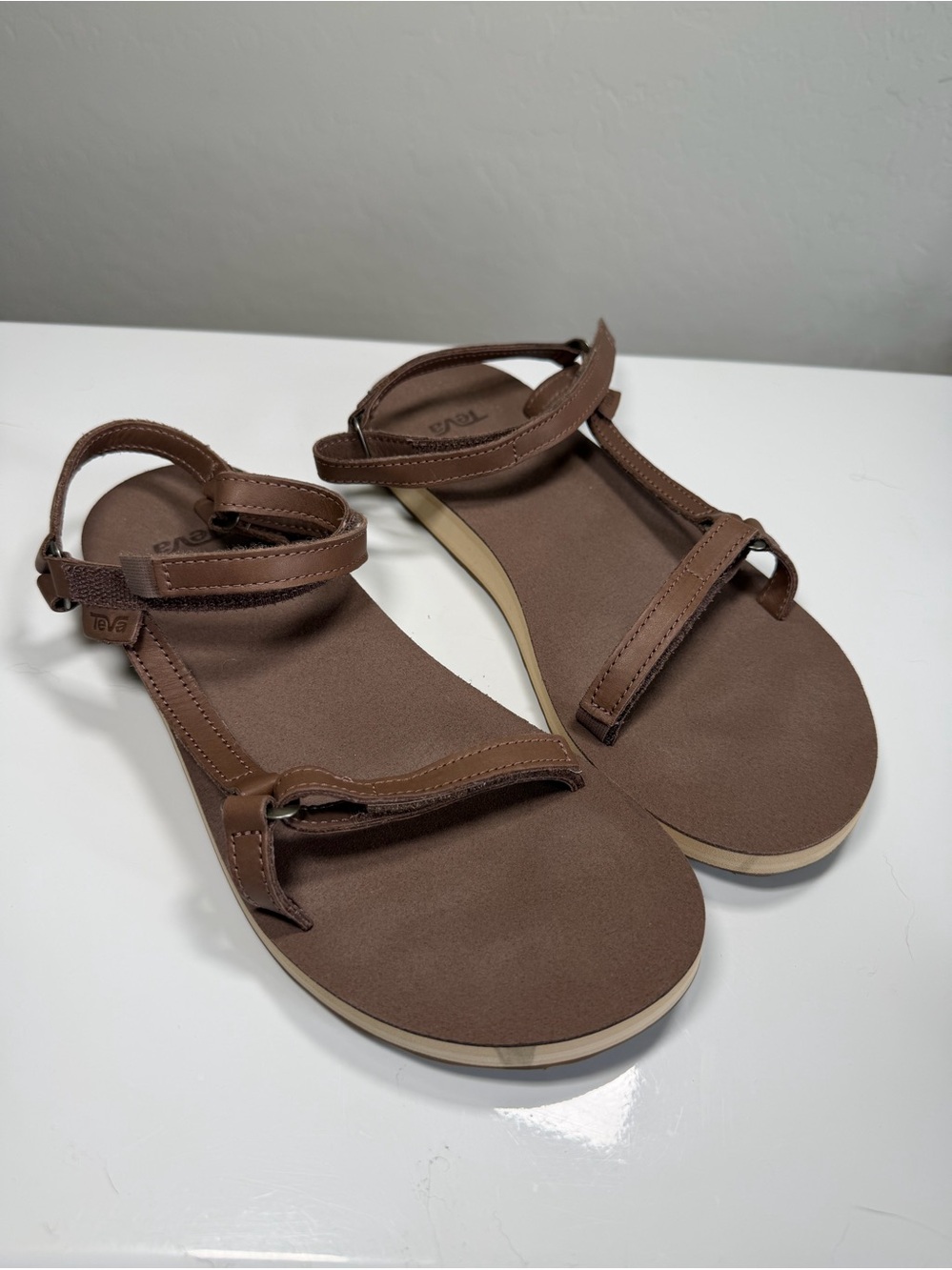 Teva Universal Slim Leather Sandals Brown Strappy 8